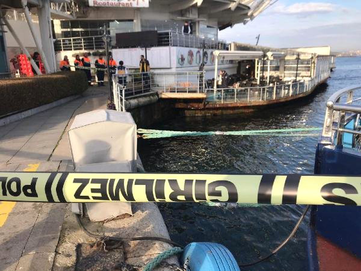 Kadıköy\'de Denizde Ceset Bulundu