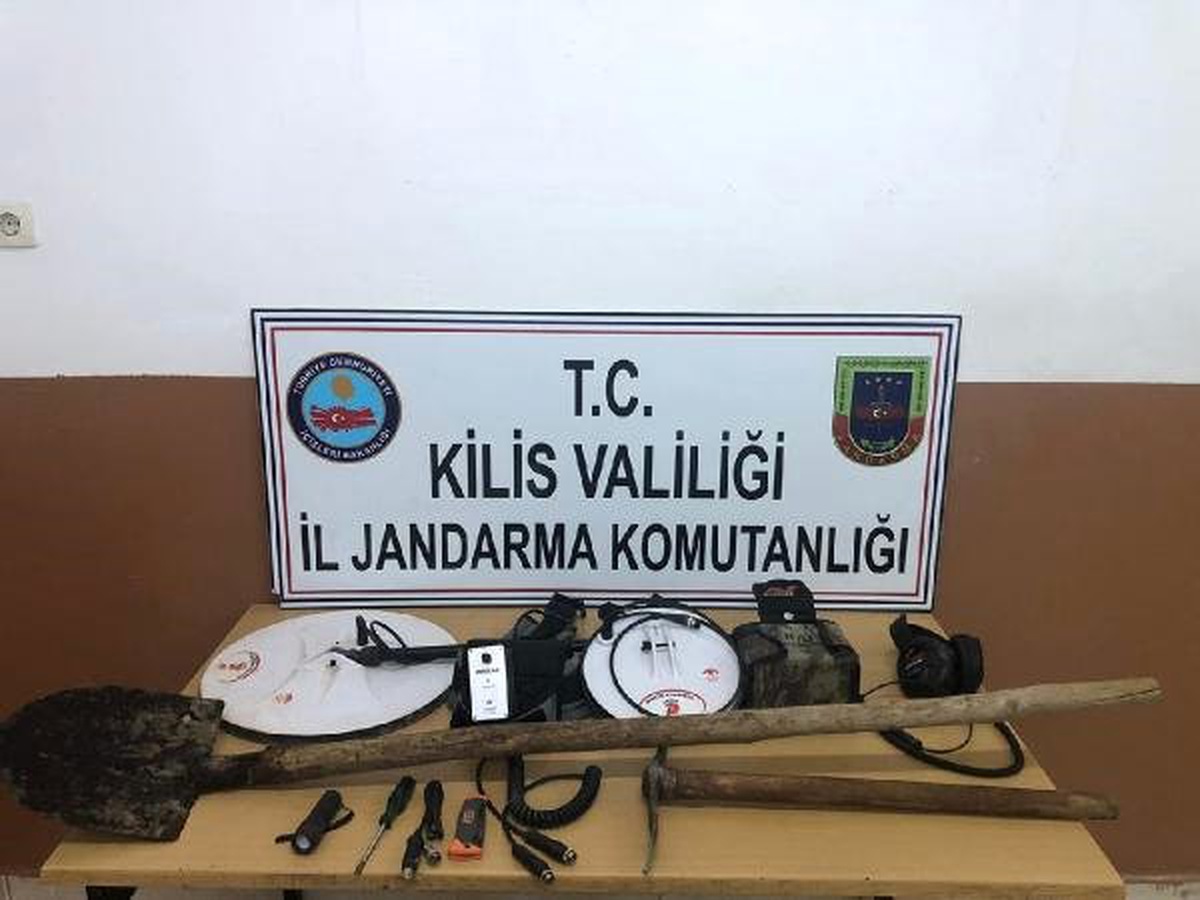 Kilis\'te Kaçak Kazıya 6 Gözaltı