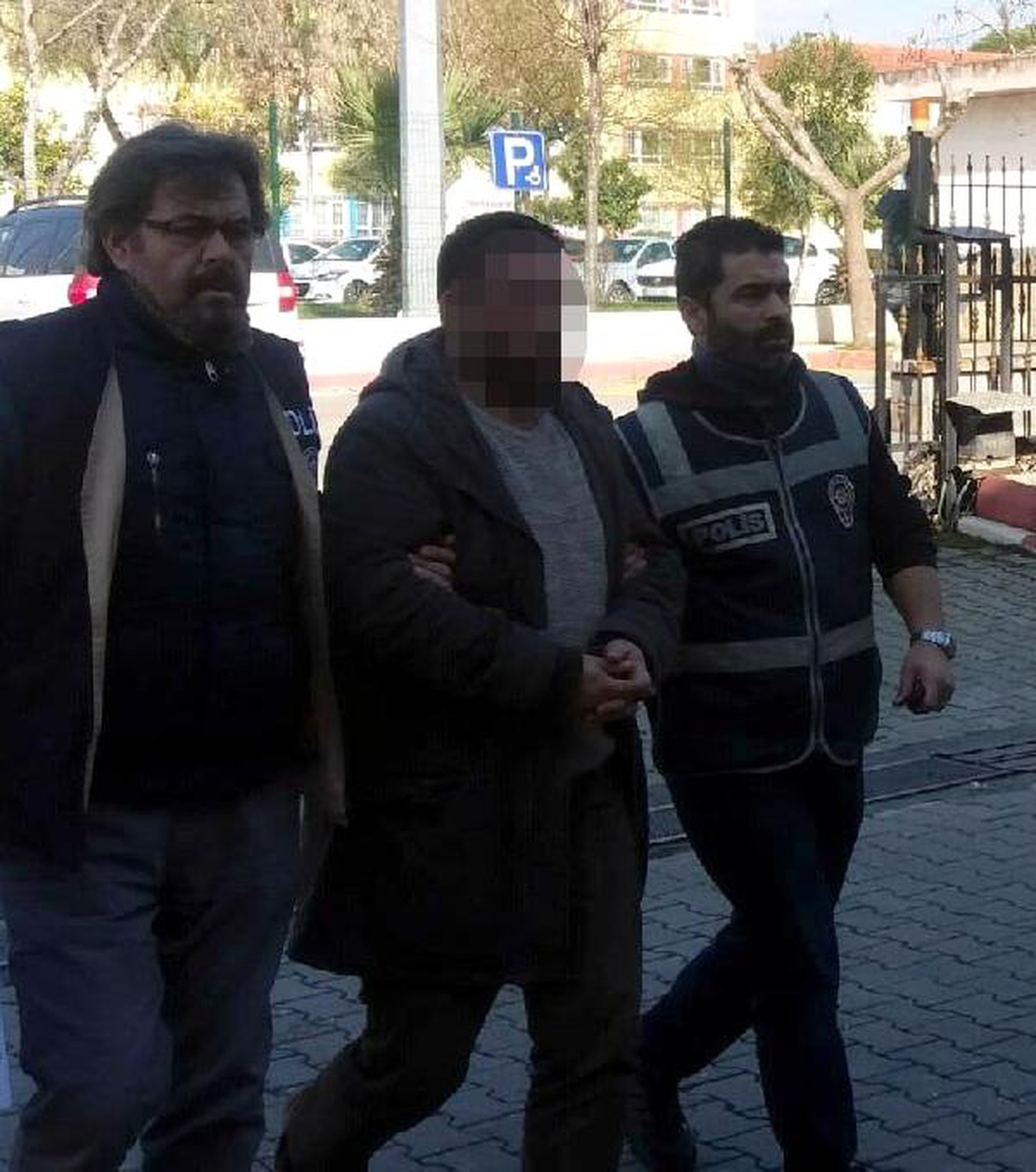 Kuyucak\'ta Uyuşturucu Ticaretine Tutuklama