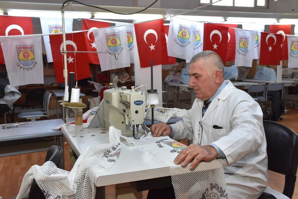 Meslek Edindirme Merkezi, Tekstil Fabrikası Gibi Çalışıyor