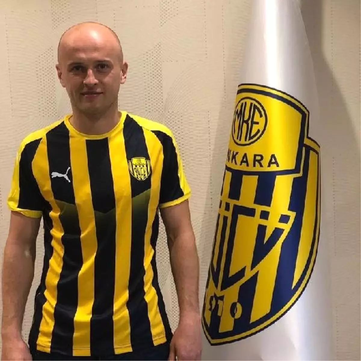 Mke Ankaragücü\'nde Yasak Kalktı, Transferler Açıklandı