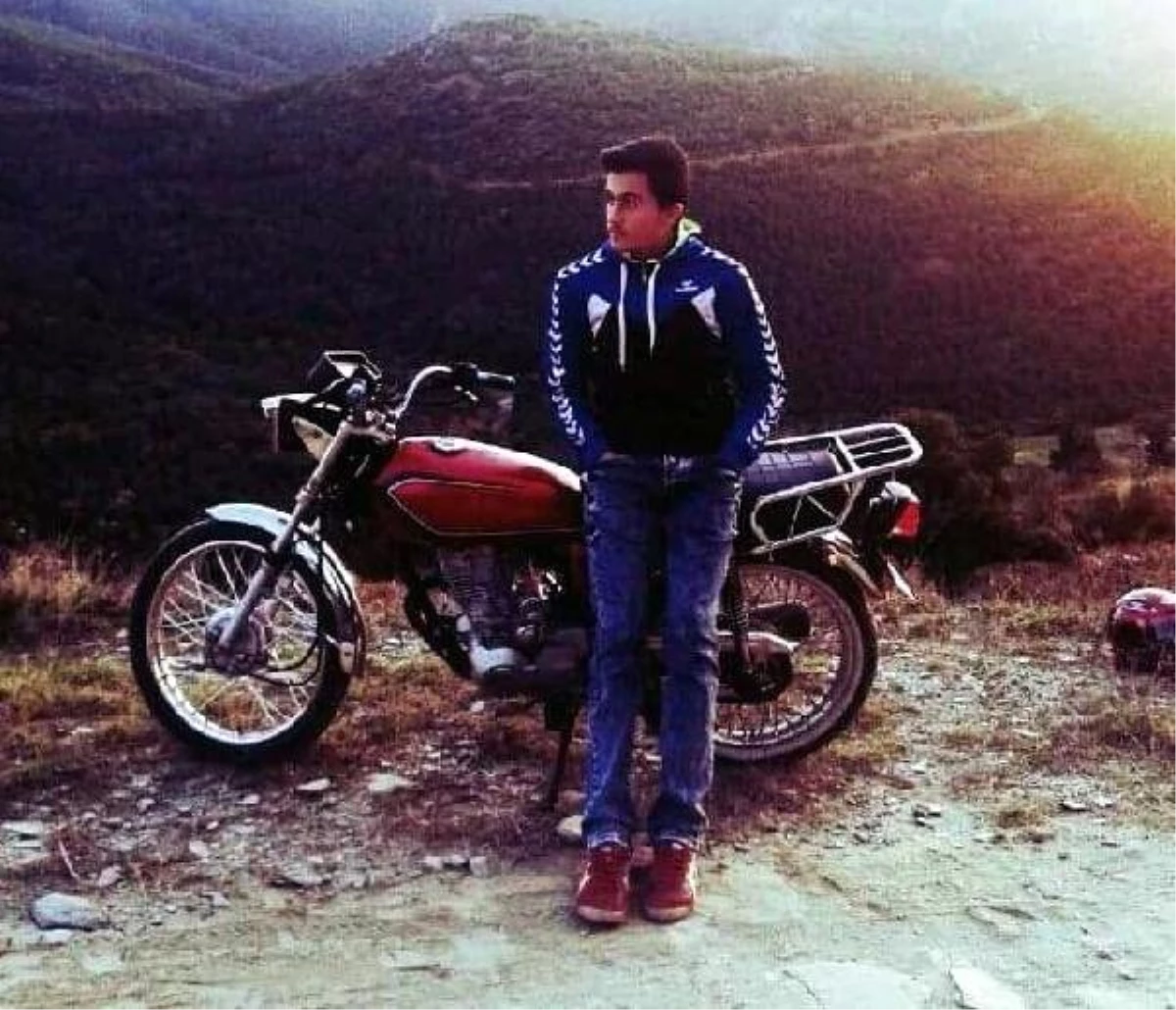 Motosiklet Kazasında Emre Öldü, Arkadaşı Yaralı