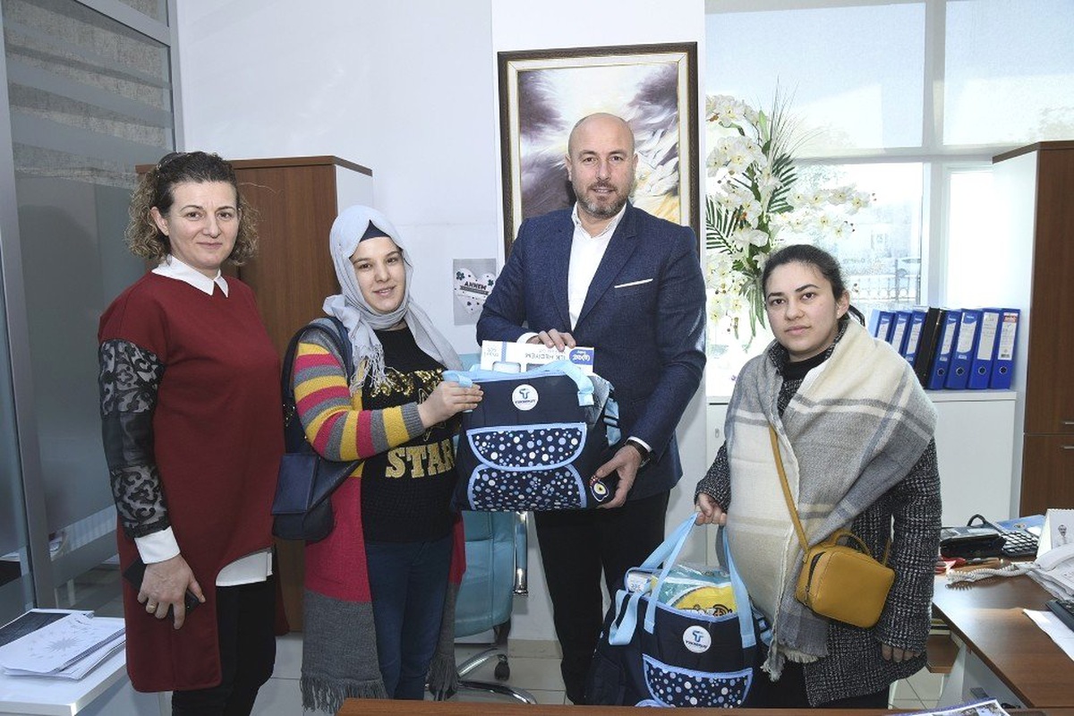 Tekkeköy Belediyesinden "Hoş Geldin Bebek Seti"