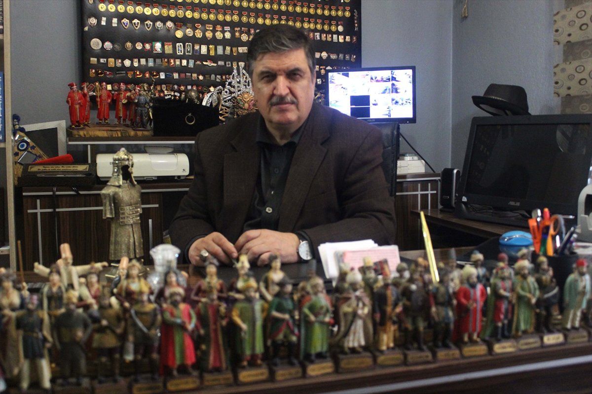 Yarım Asırlık Kasabın Koleksiyon Merakı
