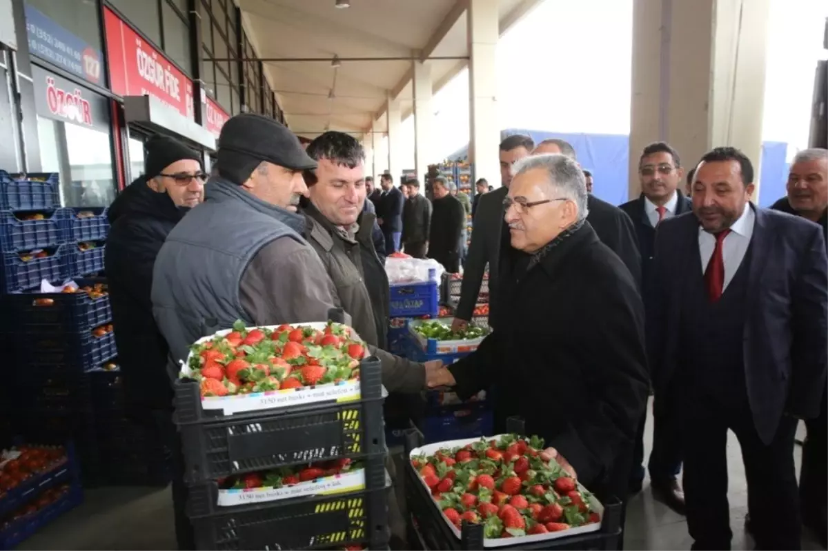 Başkan Büyükkılıç: "Hallerin Altyapısı Yenilenecek ve Modernizasyonu Sağlanacak."