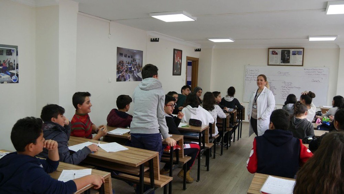 Büyükçekmece Belediyesi, Sömestr Tatilinde de Öğrencilerin Yanında