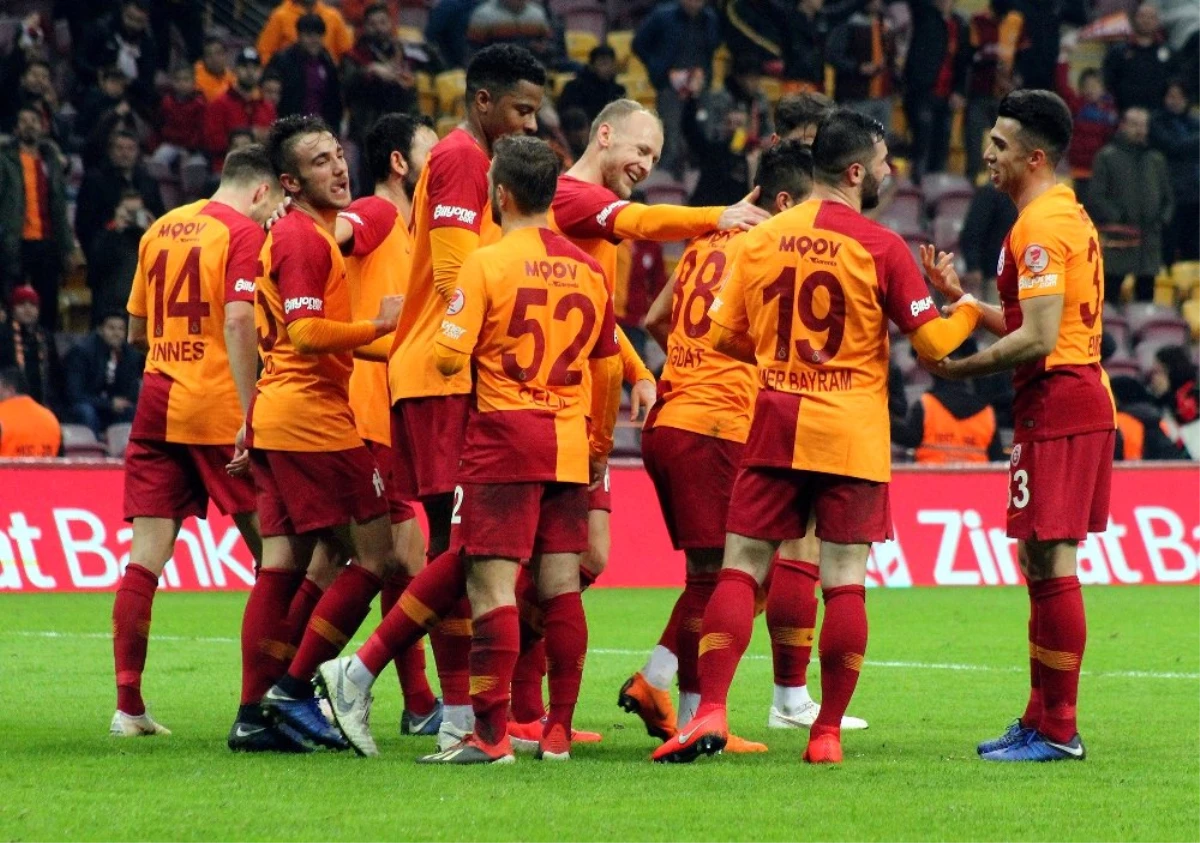 Galatasaray\'ın Son 4 Maçta Gol Ortalaması 3