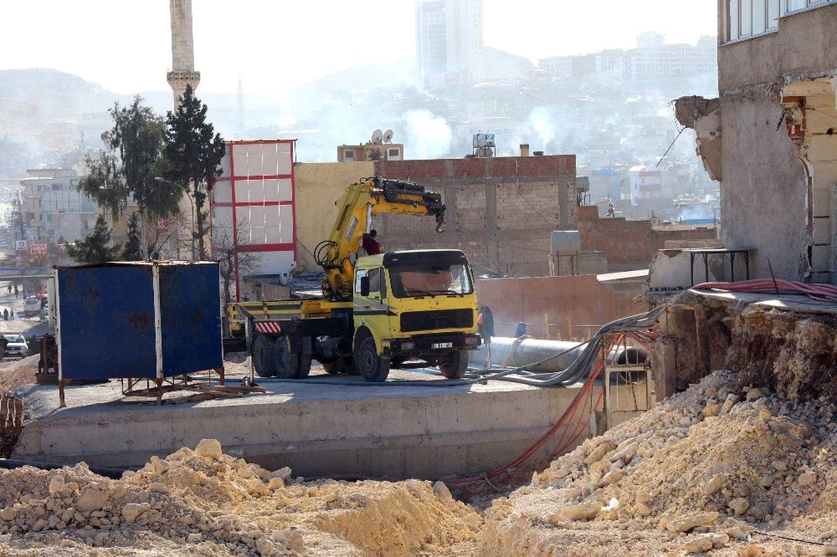 Hatalı Kazılar Elektriksiz Bırakıyor