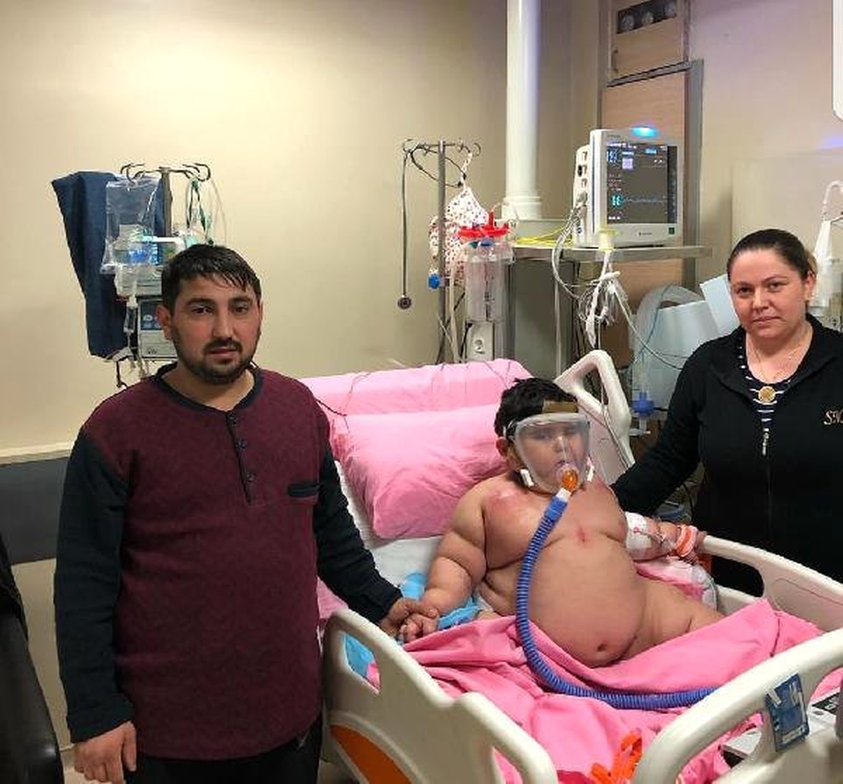 İlaç Etkisini Yitirdi, Minik Yağız 51 Kiloya Ulaştı