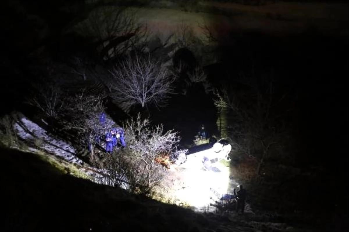 Nevşehir\'deotomobil Uçuruma Yuvarlandı: 1 Ölü, 5 Yaralı