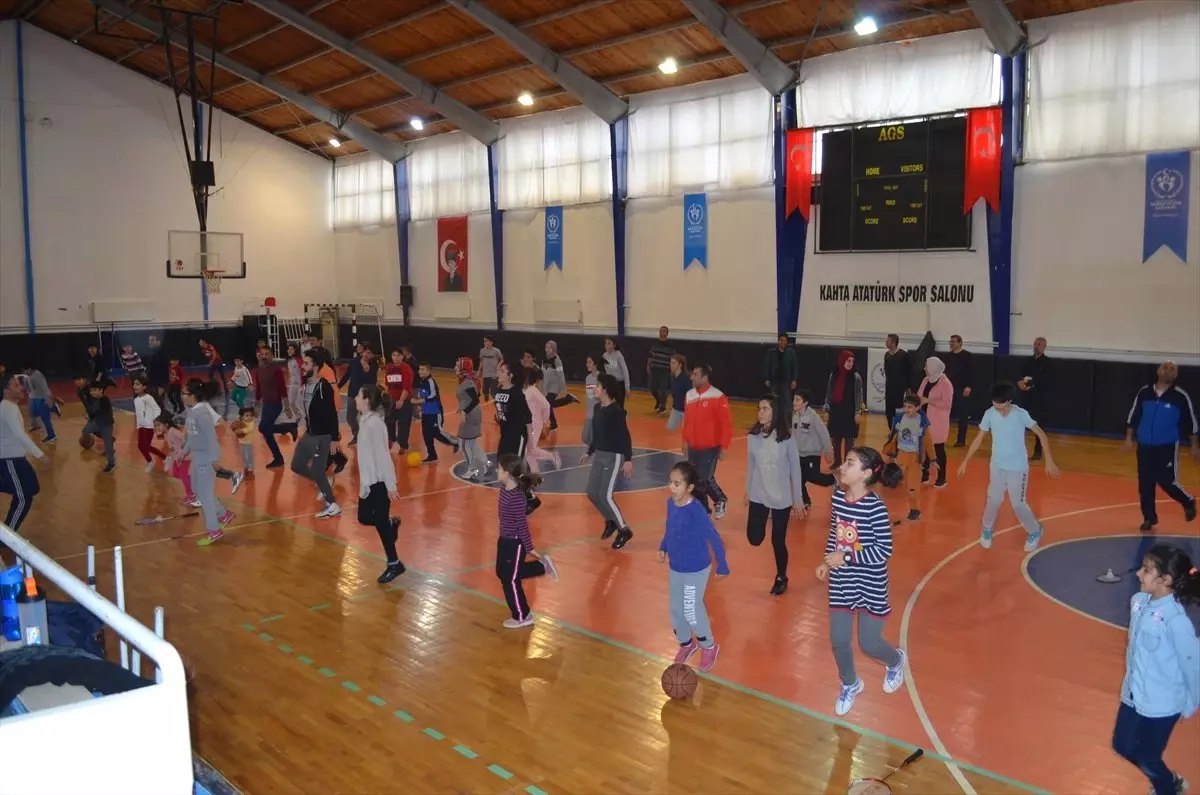 Soğuk Zamanlarda Sıcak Salonlarımızda Spora" Projesi Başlatıldı