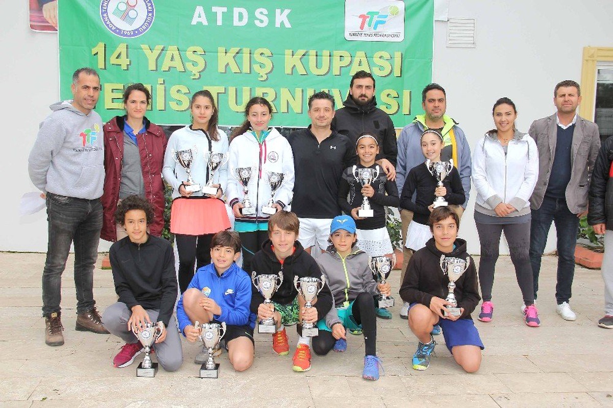 Adana\'da "14 Yaş Kış Kupası" Yapıldı