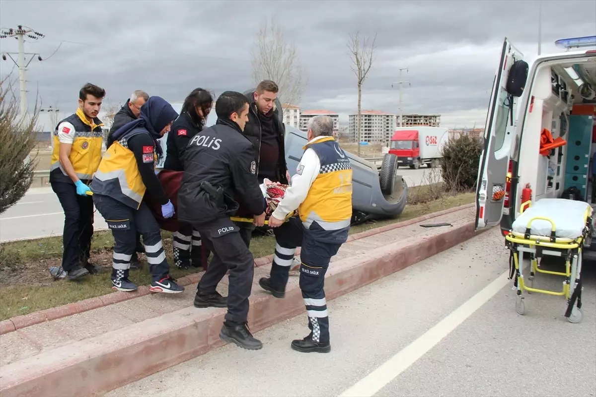 Afyonkarahisar\'da Trafik Kazası: 1 Yaralı