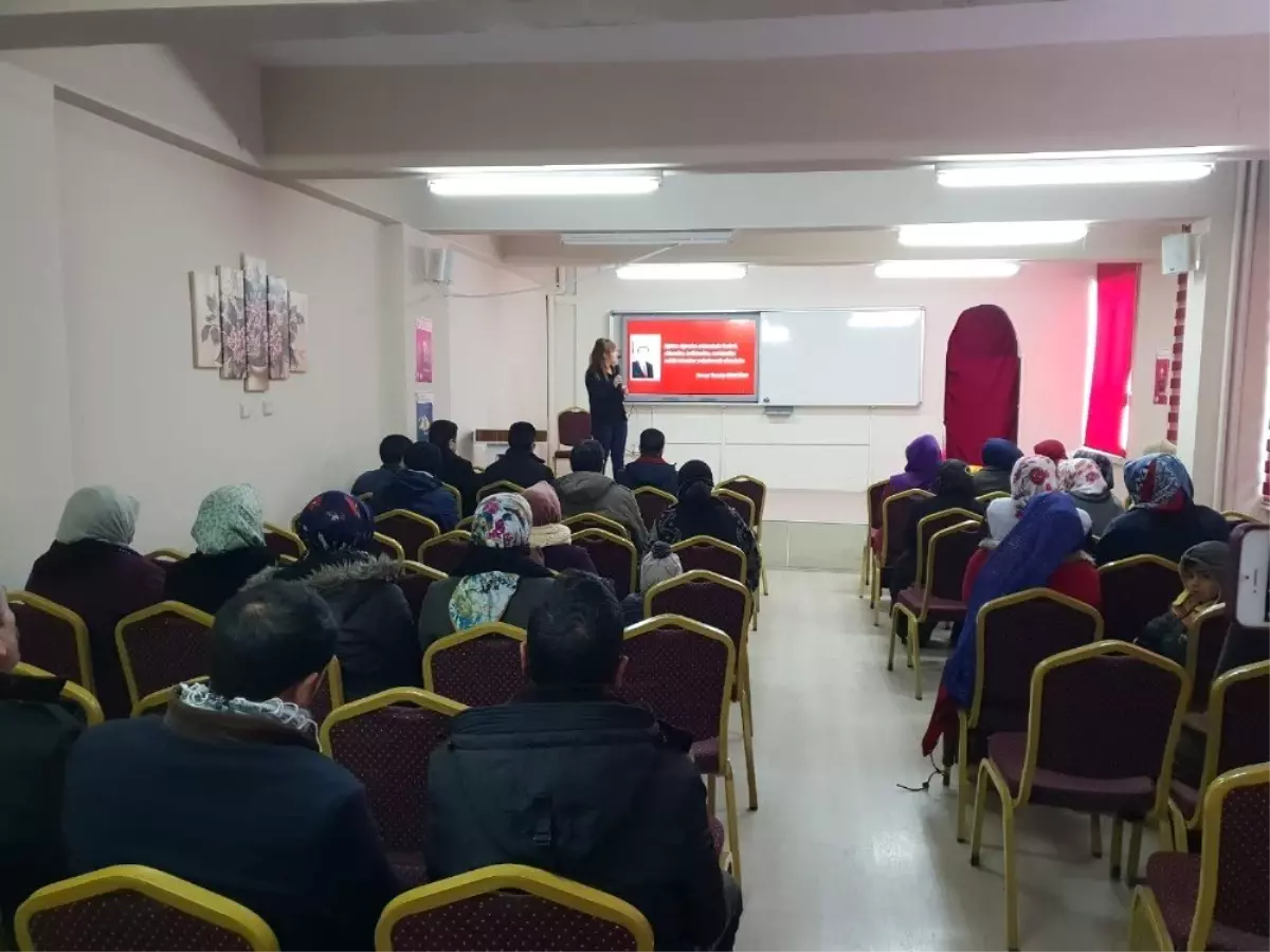 Ağrı\'da "2023 Eğitim Vizyonu Veli Bilgilendirme" Seminerleri