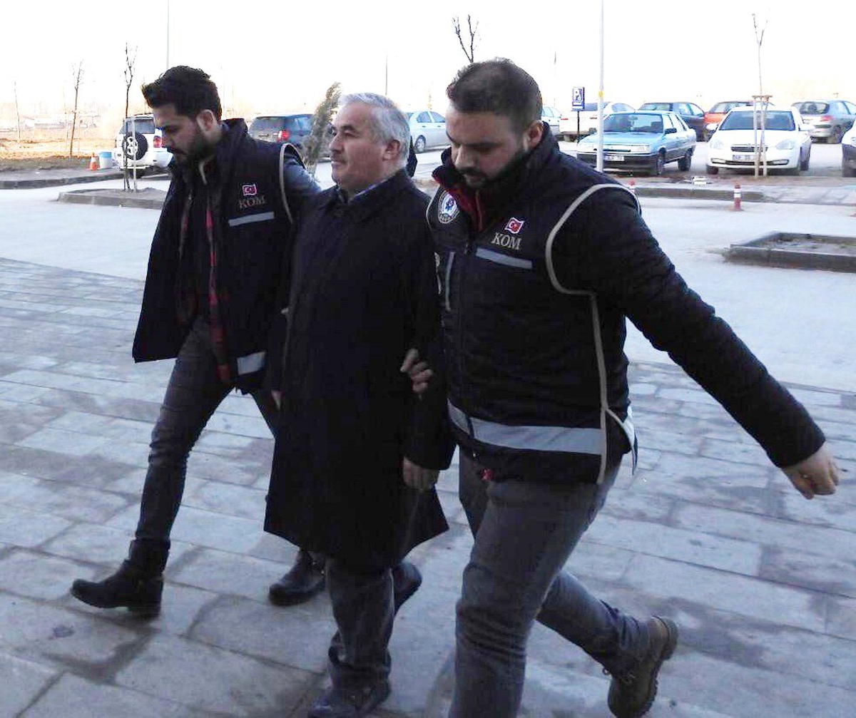 Aksaray\'daki Fetö Operasyonunda 2 Tutuklama