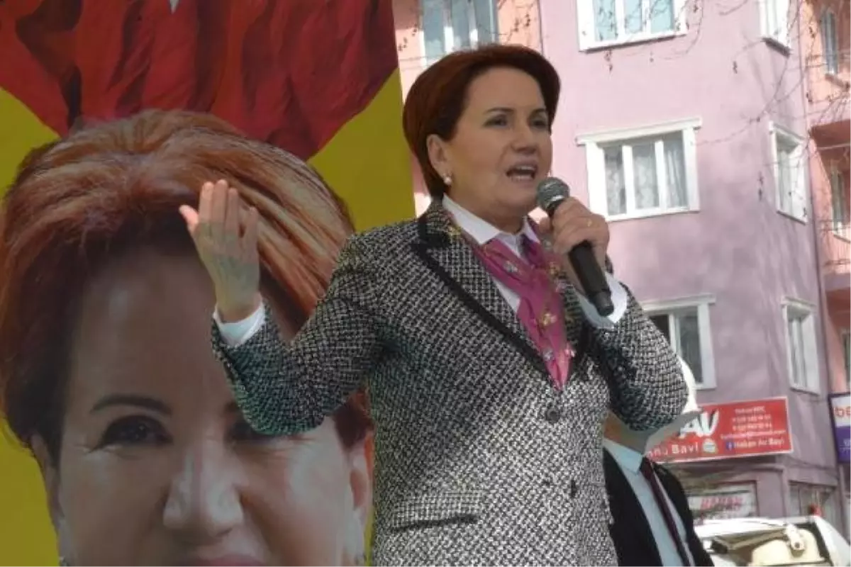 Akşener: Ekonominin Bu Hale Geldiği Türkiye\'de Bu Seçim Önemli (3)