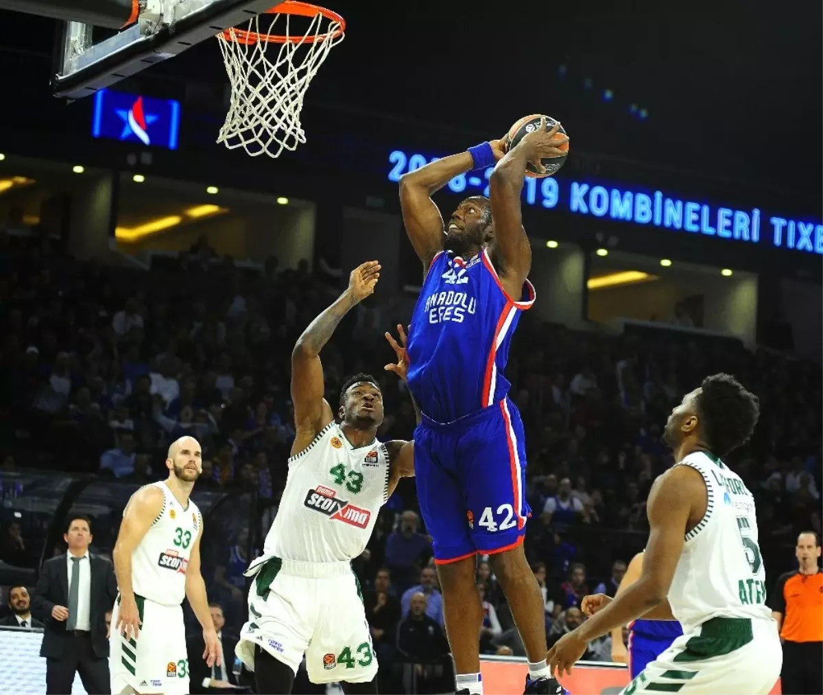 Anadolu Efes Panathinaikos Deplasmanında