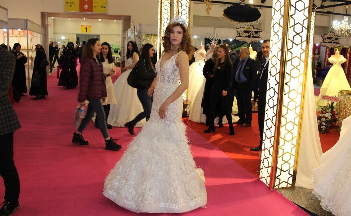Ev\'leniyoruz Fuarı Kapılarını Açtı