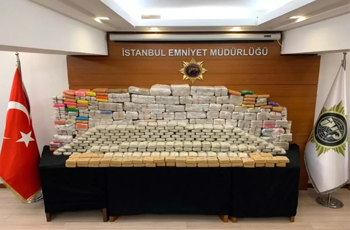 İstanbul\'da Ele Geçirildi: 850 Kilo !