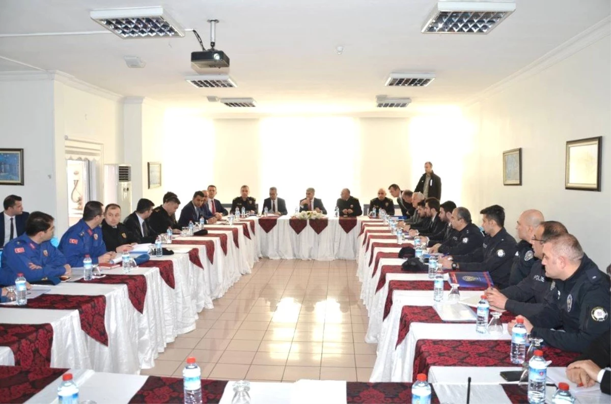 Karabük\'te Seçim Güvenliği Toplantısı