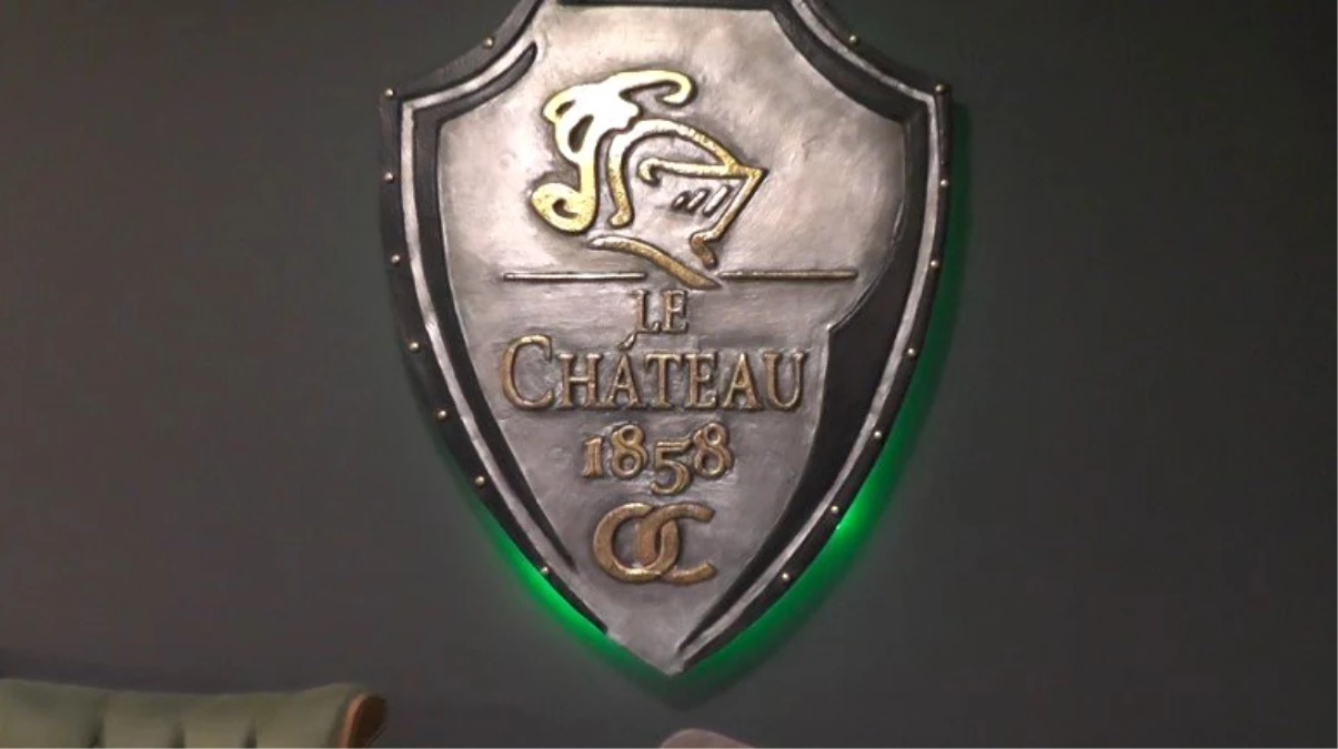 Kendini Özel Hisset: Chateau Cafe