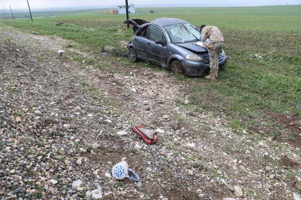 Lastiği Patlayan Otomobil Takla Attı: 7 Yaralı