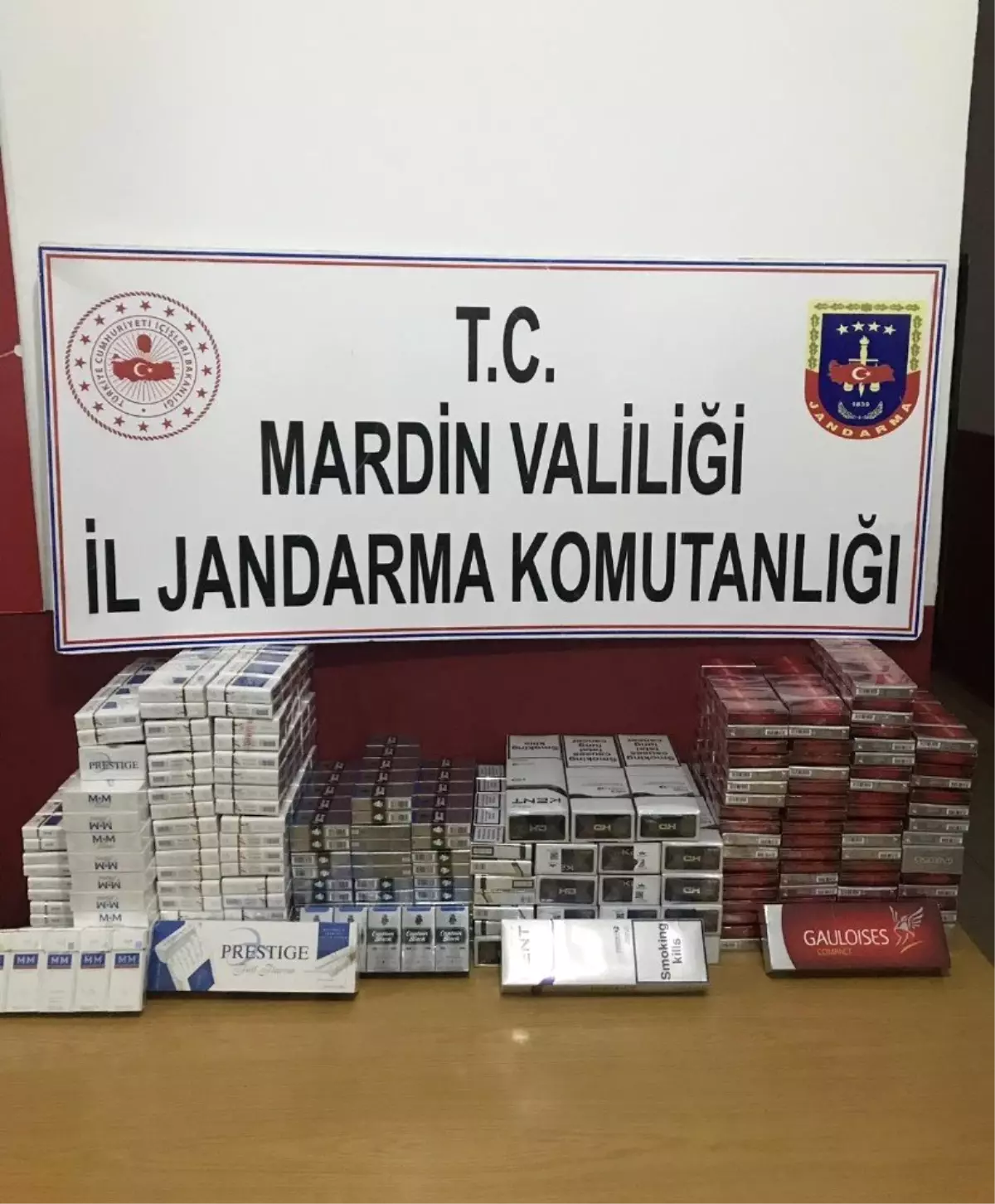 Mardin\'de Bin 560 Paket Kaçak Sigara Ele Geçirildi