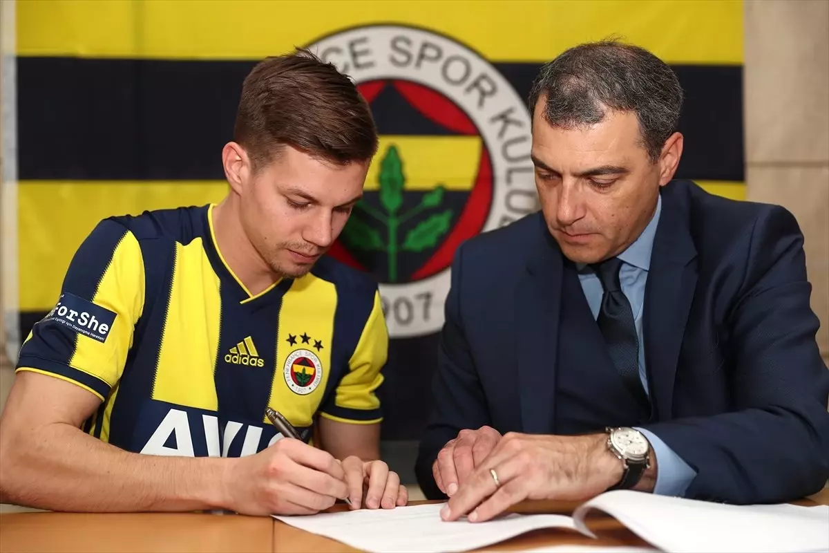 Miha Zajc Resmen Fenerbahçe\'de