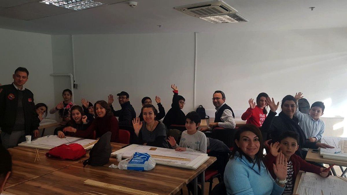 Nesilden Nesile Model Uçak