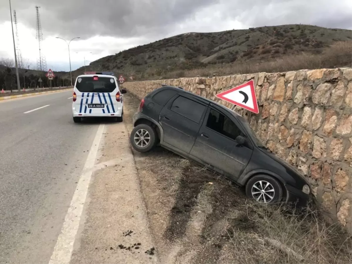 Trafik Levhası Olası Faciayı Önledi