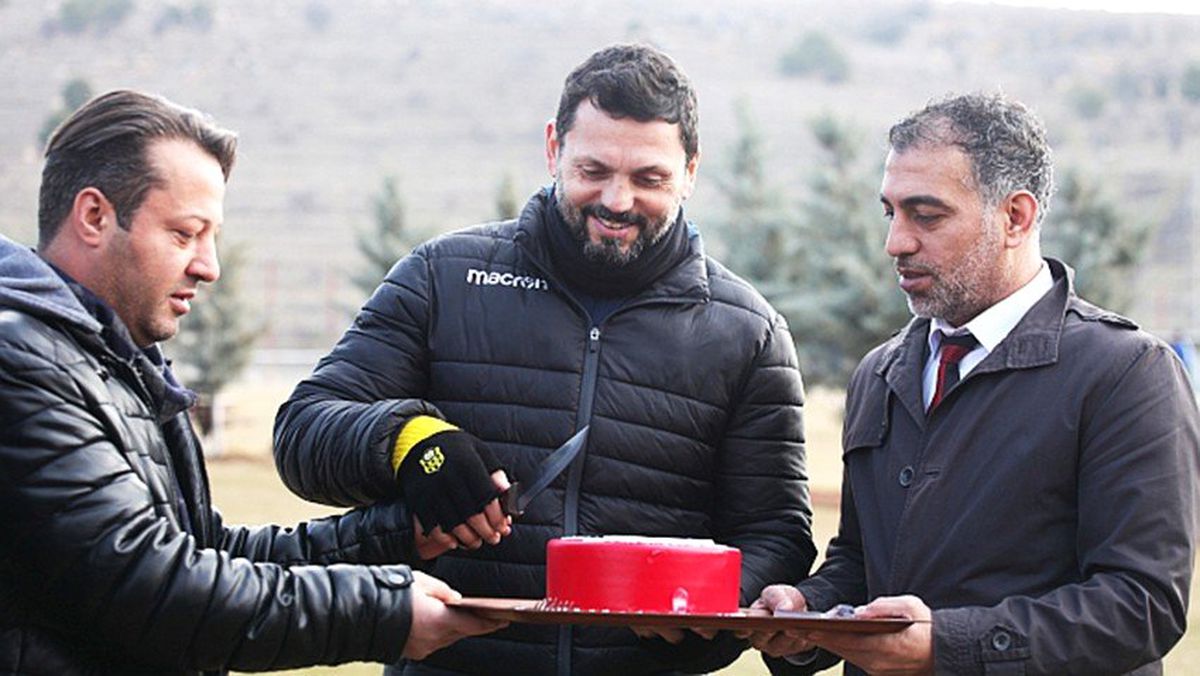 Erol Bulut\'a Doğum Günü Sürprizi