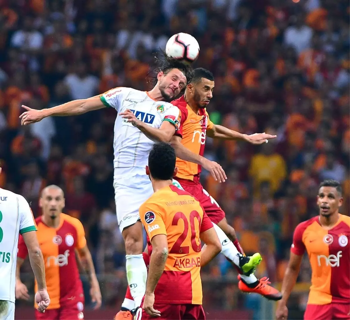 Galatasaray ile Alanyaspor 6. Randevuda