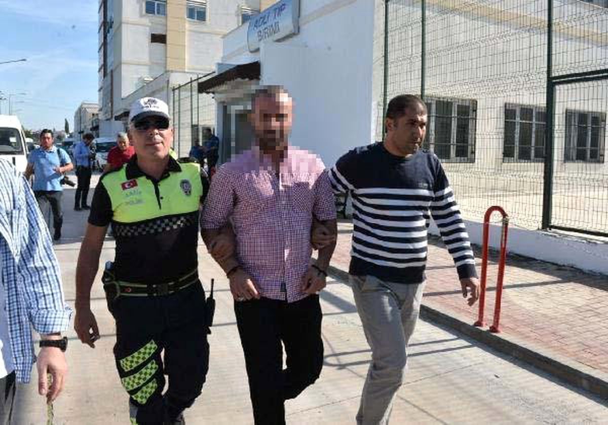 Hareket Halindeki Araçta, Kapıyı Açıp Dans Eden Sürücüye 5 Ay Hapis