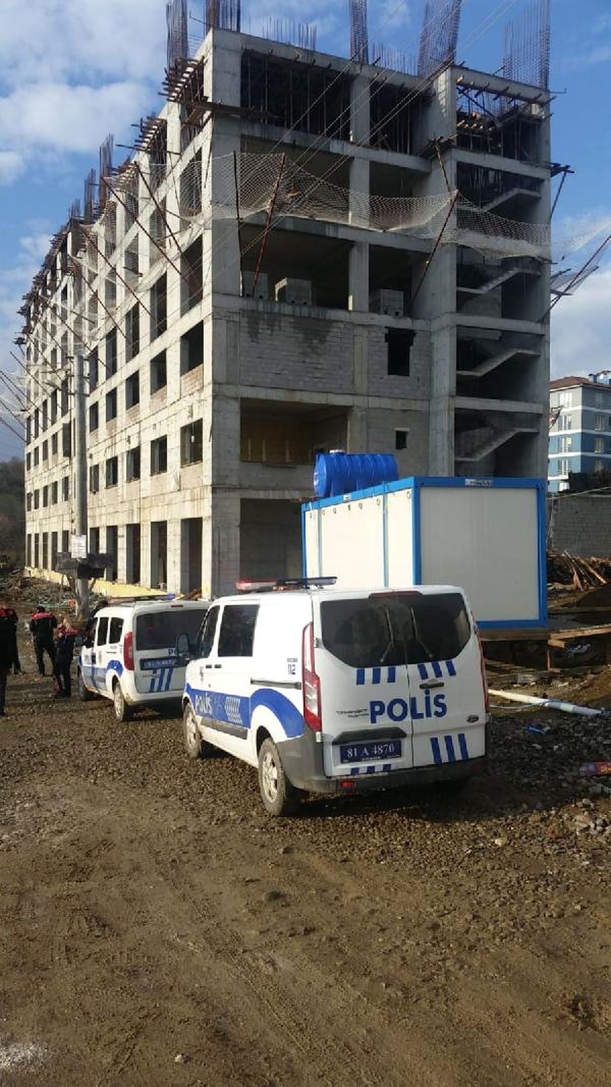 İnşaatın Asansör Boşluğuna Düşen İşçi Öldü