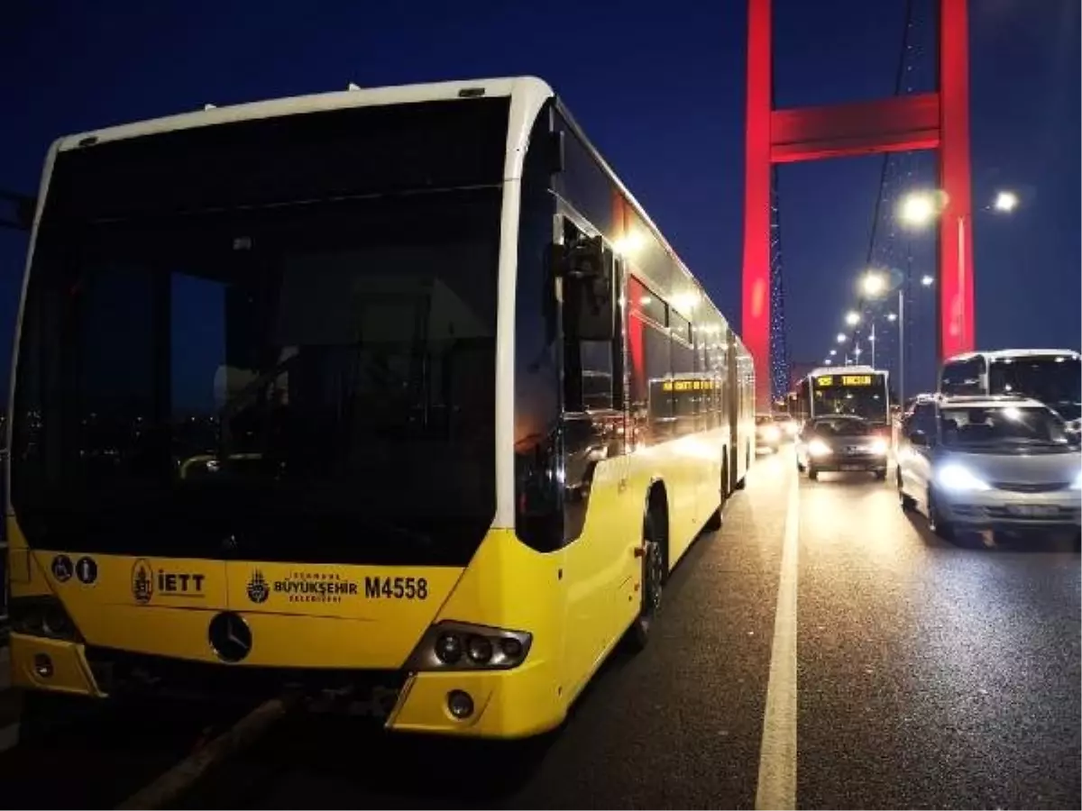 Metrobüs Arıza Yaptı, Trafikte Yoğunluk Yaşandı