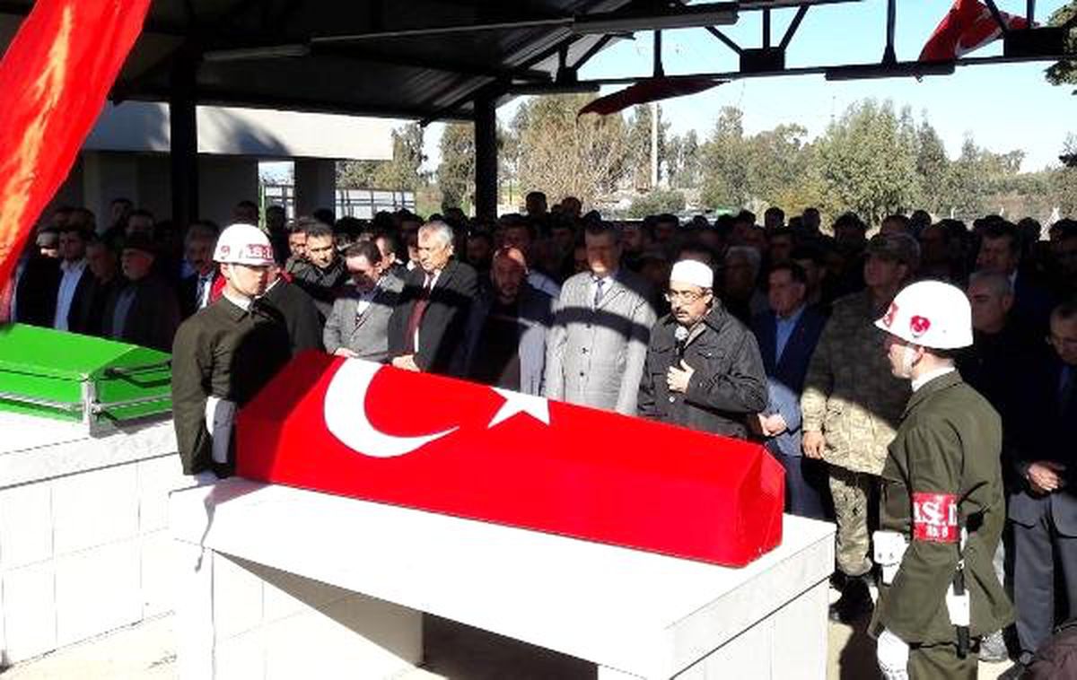 Askere Uğurlanırken Kazada Ölen Genç İçin Askeri Tören