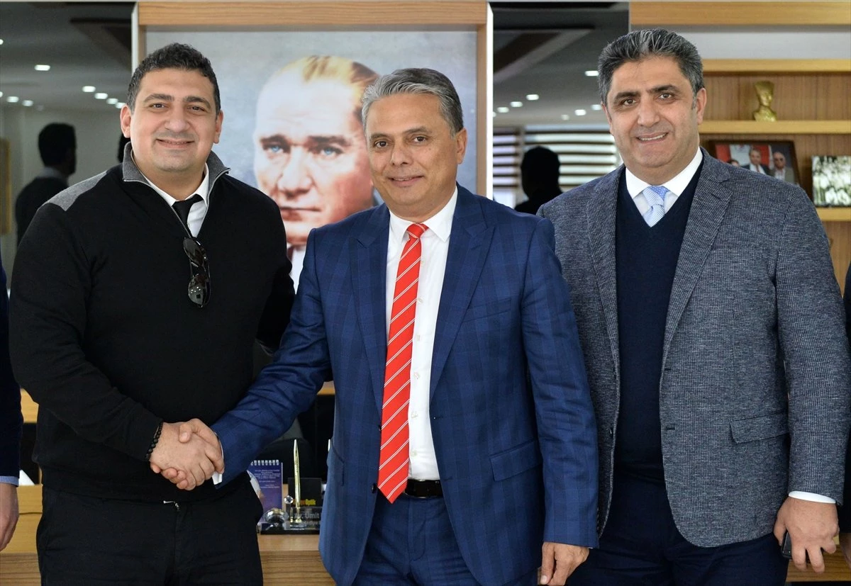 Başkan Uysal, Antalyaspor Yönetimini Kabul Etti