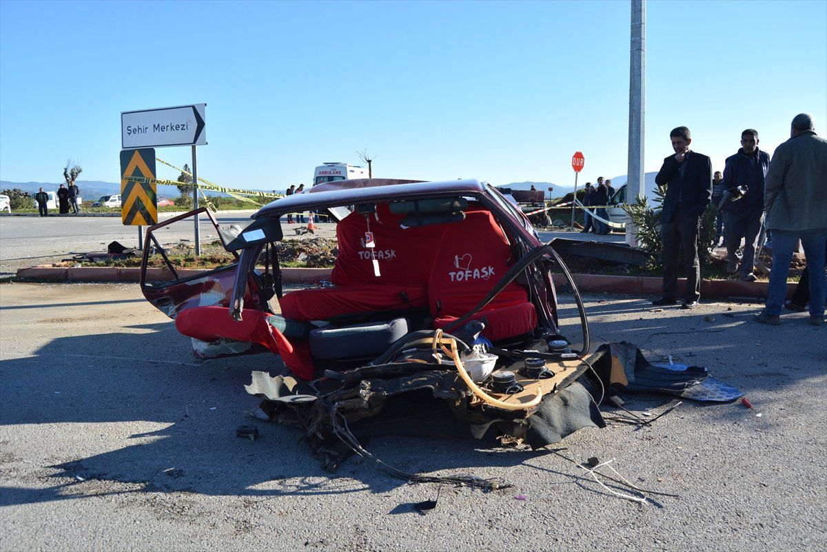 Gaziantep\'te Trafik Kazası: 1 Ölü, 2 Yaralı