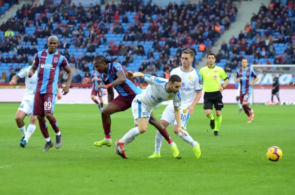 İlk Yarı Trabzon\'un