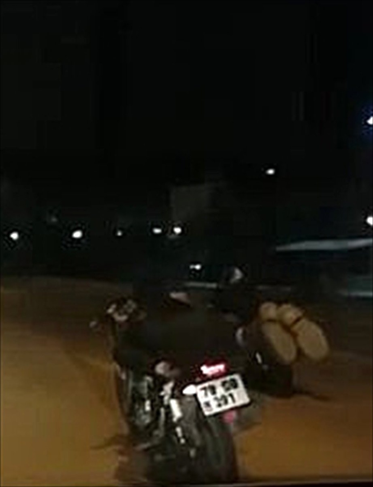 Karabük\'te Motosikletle Tehlikeli Yolculuğa Gözaltı