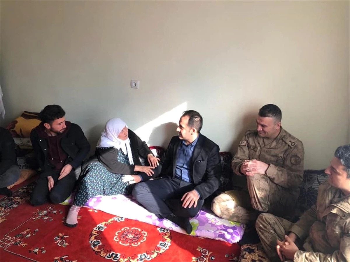 Kaymakam Yakınoğlu, Şehit Ailesini Ziyaret Etti