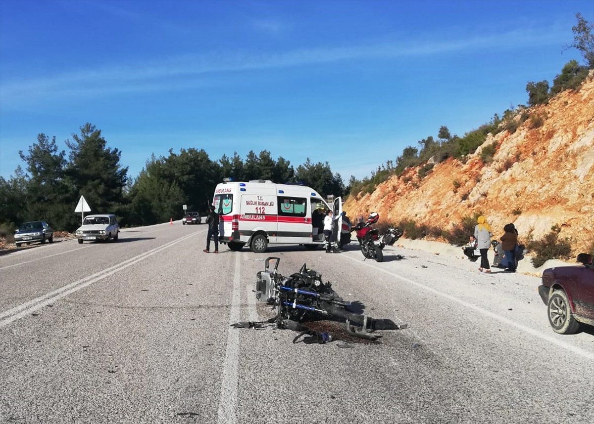 Muğla\'da Trafik Kazası: 1 Ölü, 2 Yaralı