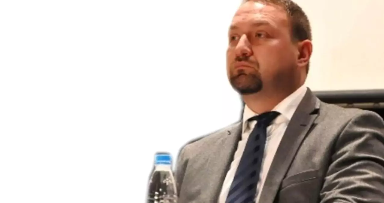 CHP\'nin İzmir Narlıdere Belediye Başkan Adayı Selim Utku Gümrükçü Kimdir?