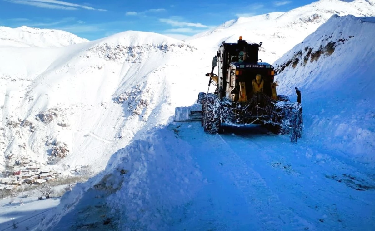 137 Yerleşim Yeri Ulaşıma Kapandı