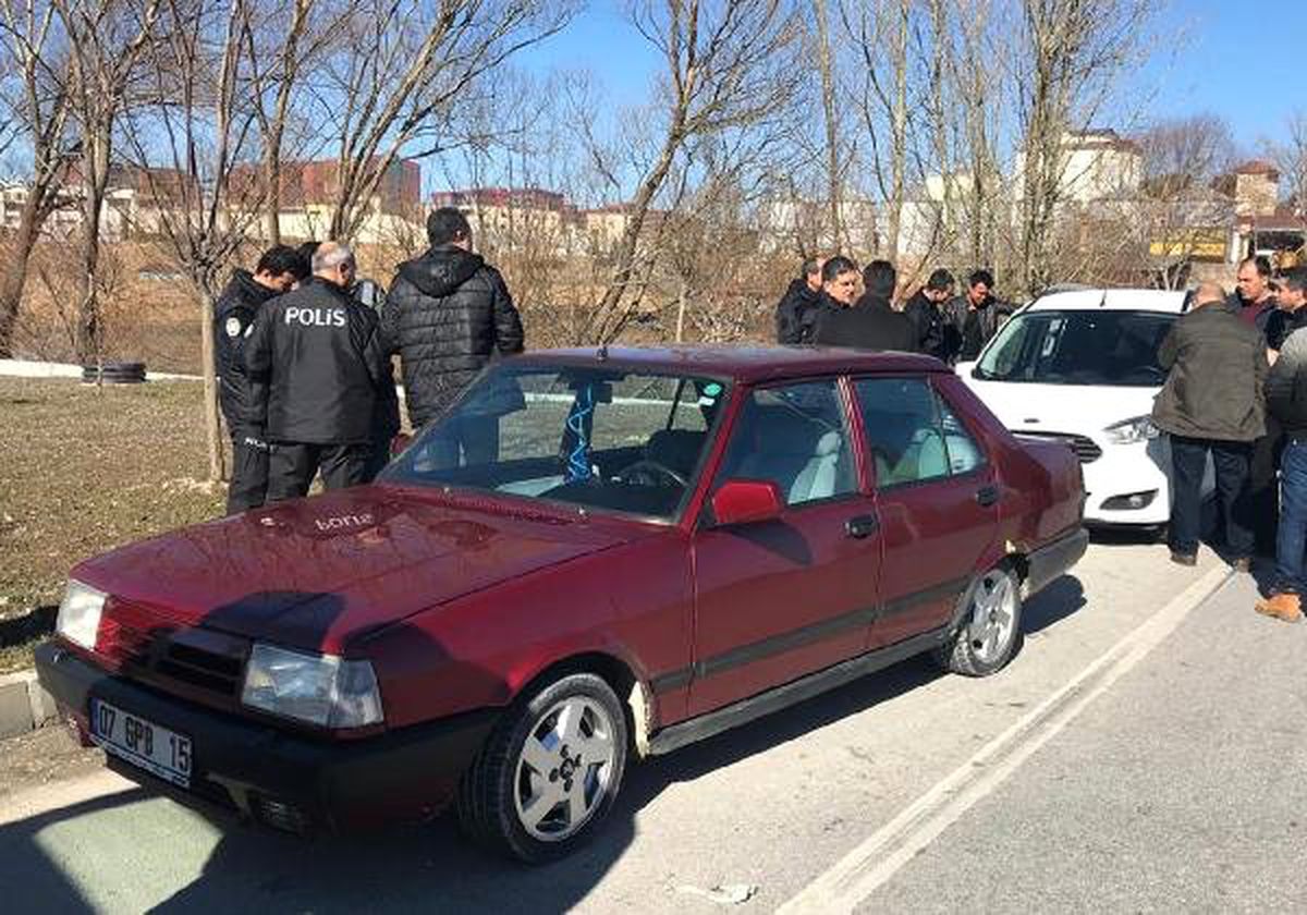 Drift Yapıp, Kaçan Ehliyetsiz Sürücüye 13 Bin 700 Lira Ceza