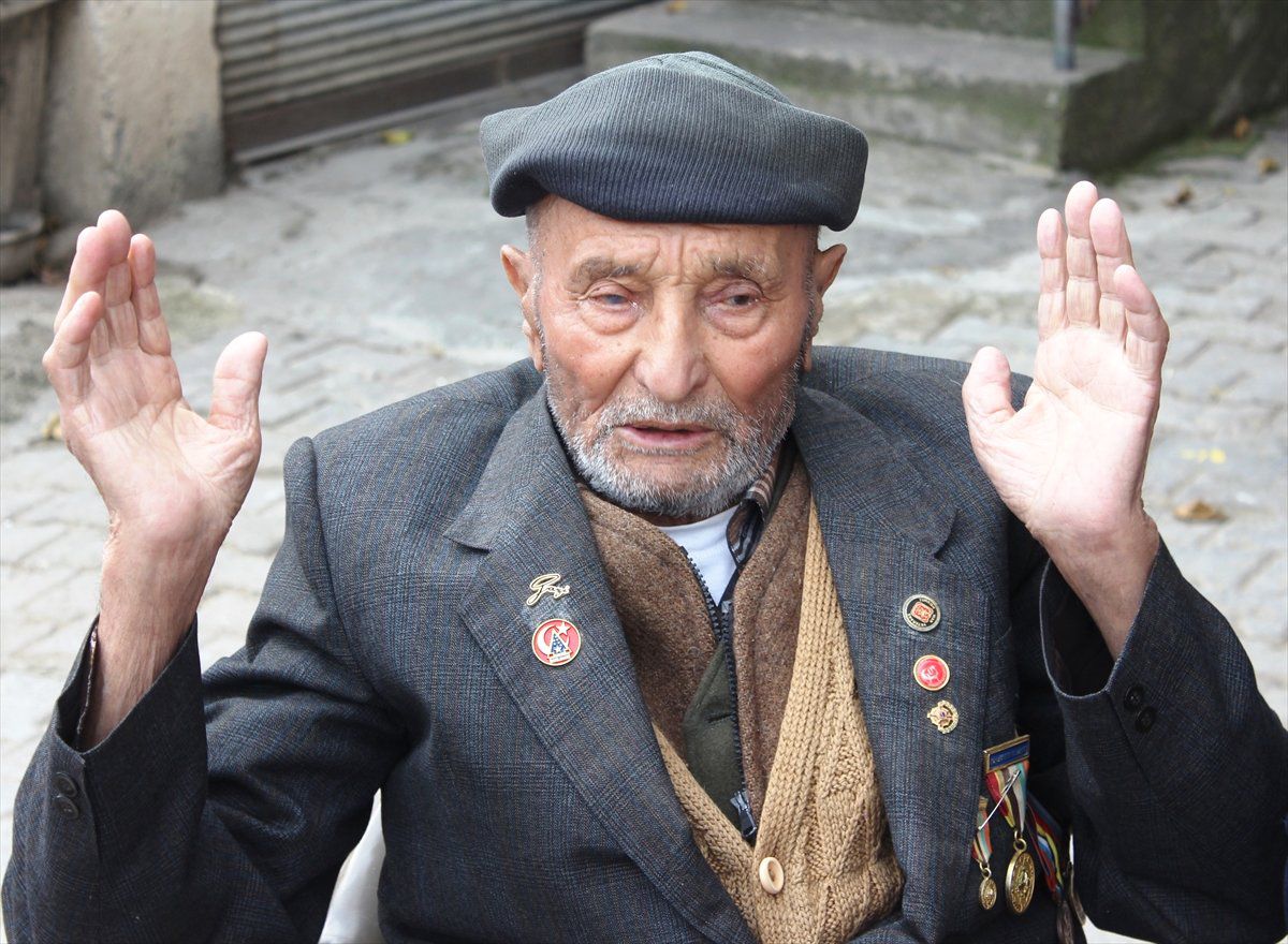 Gazi Oğlu Gaziyiz"