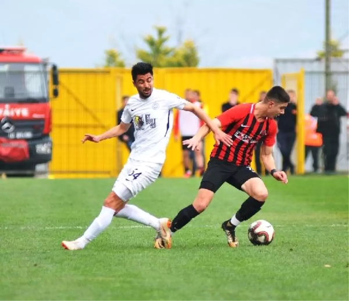 Gölcükspor-Bayburt Özel İdare Gençlik ve Spor: 2-1