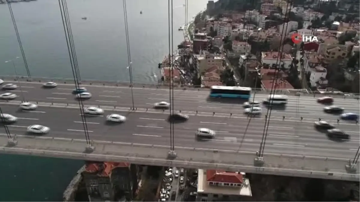 Güneşli Havada Oluşan Yoğun Trafik Havadan Görüntülendi