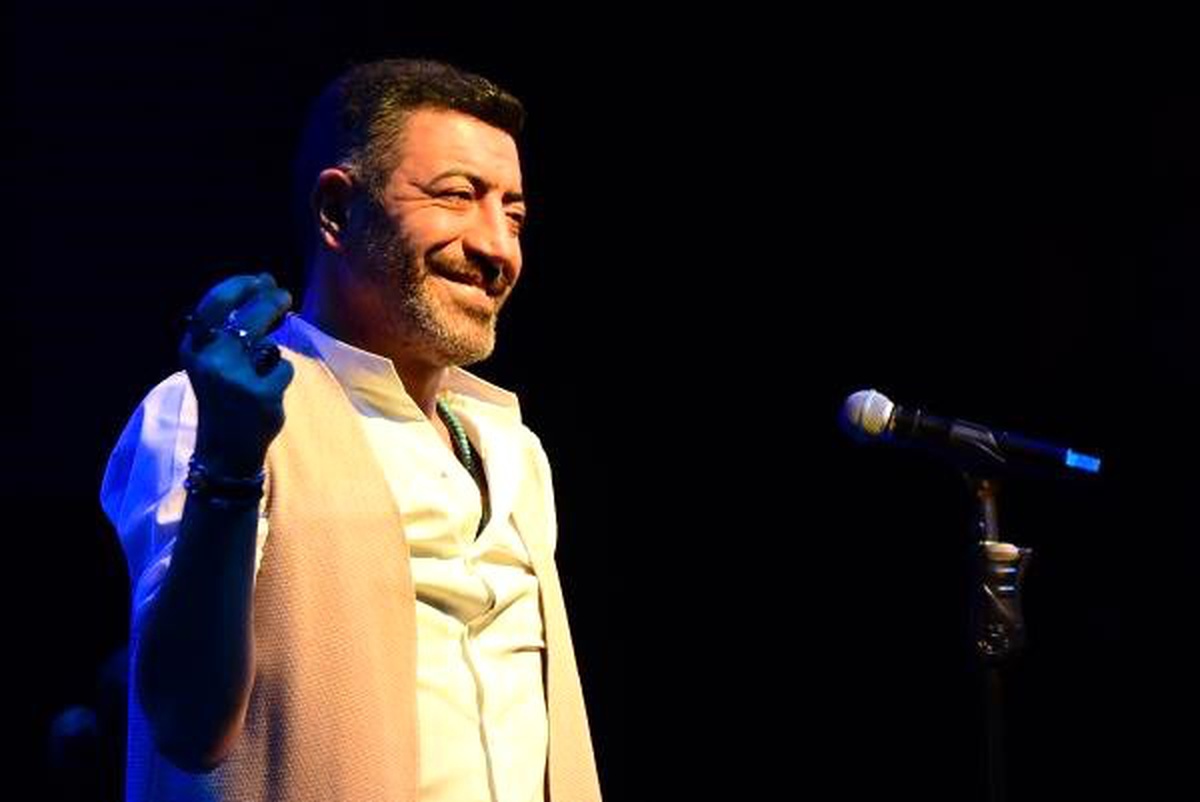 Hakan Altun, Hayranlarını Hem Duygulandırdı Hem de Coşturdu