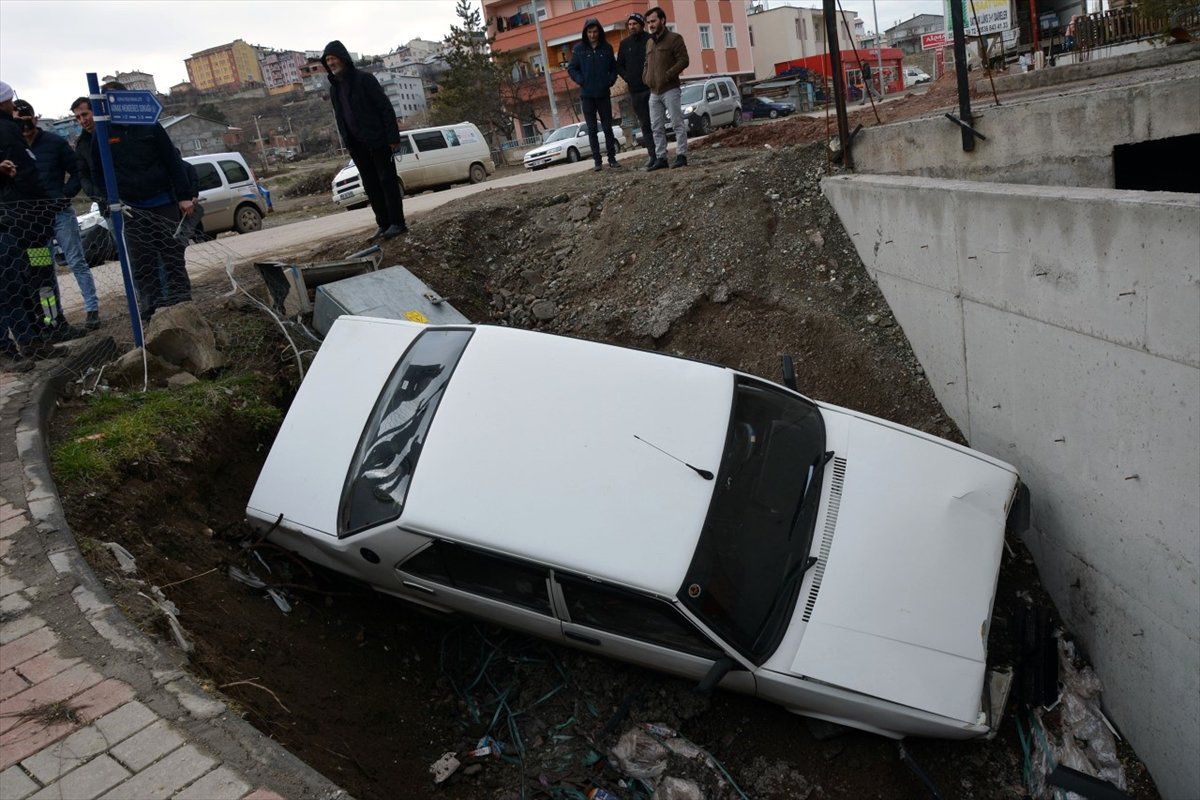 Suşehri\'nde Trafik Kazası: 1 Yaralı